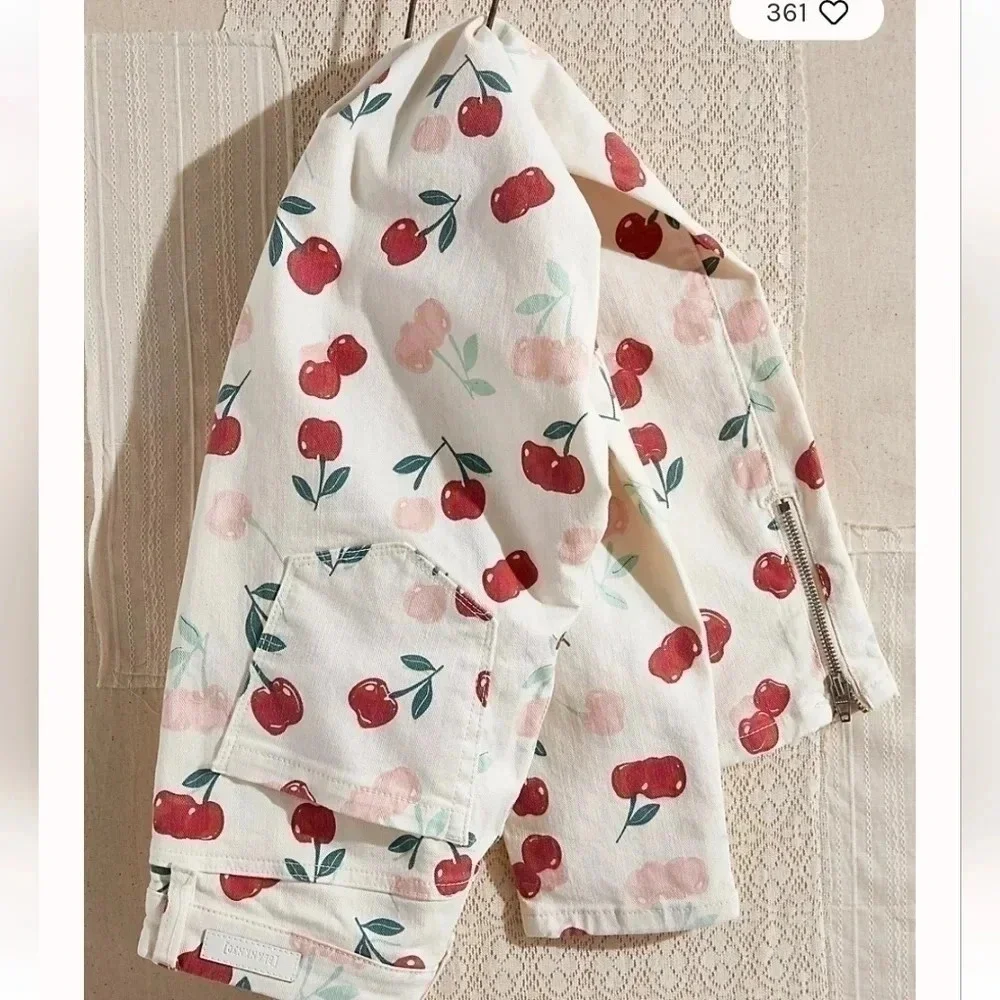 NWT ||FREE PEOPLE-BLANK NYC|| Cherry Print Jeans, Zippers At Ankle, White, Sz 27